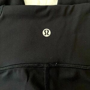 Lululemon cropped leggings